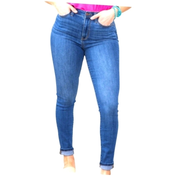Judy Blue Skinny Fit Pre Loved Ladies Ankle  Jeans Size 5/27 - Picture 1 of 9